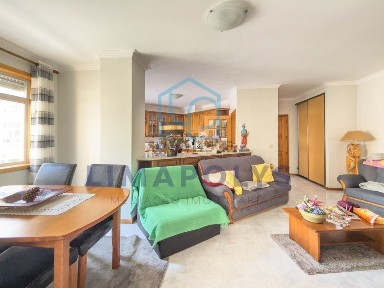 Apartamento T2 à venda na Rua das Redes