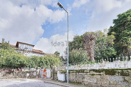 Quinta à venda na Rua Ramalho Ortigão
