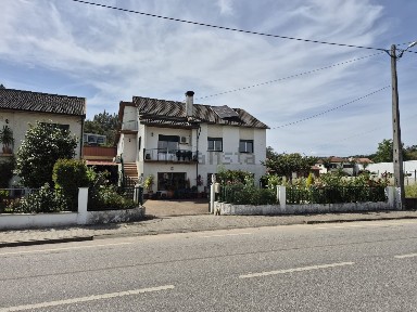 Apartamento T2 à venda na Avenida Reguengo, 273