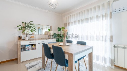 Apartamento T3 à venda em Repeses e São Salvador