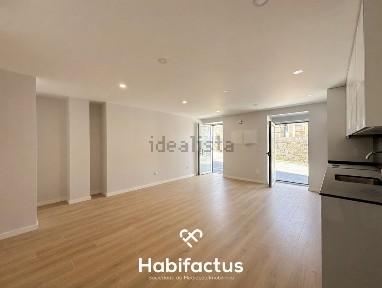 Apartamento T2 à venda em Cavernães