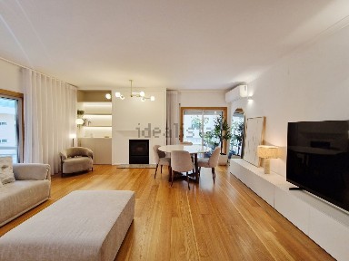 Apartamento T3 à venda em Quinta do Bosque s/n