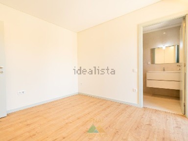 Apartamento T3 à venda em Vila Fonche