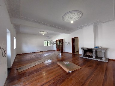 Apartamento T4 à venda em Mangualde