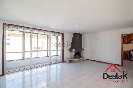Apartamento T3 à venda em Oliveira de Frades