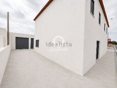 Apartamento T2 à venda em Barroselas