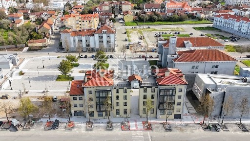 Apartamento T2 à venda na Avenida do Município s/n