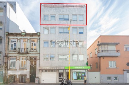 Duplex à venda na Rua de João Pedro Ribeiro, 873