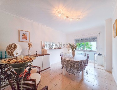 Apartamento T3 à venda na Meadela