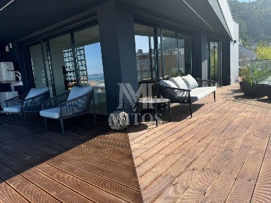 Apartamento T3 à venda em Areosa