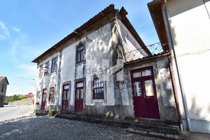 Moradia independente à venda em Junqueira
