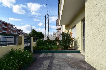 Moradia geminada à venda em Coronado