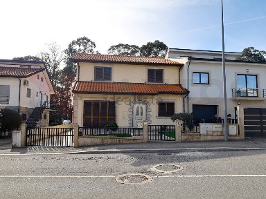Margaride (Santa Eulália) - Várzea - Lagares - Varziela - Moure, Avenida General Sarmento Pimentel