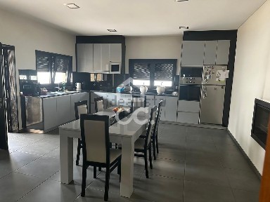 Moradia independente à venda em Silvares - Pias - Nogueira - Alvarenga