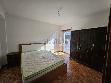 Apartamento T3 à venda na Rua Dom Afonso Henriques