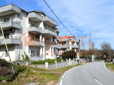 Apartamento T0 à venda na Avenida António Marques