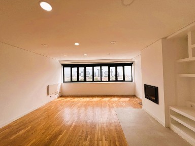 Apartamento T3 à venda na Santa Maria Maior