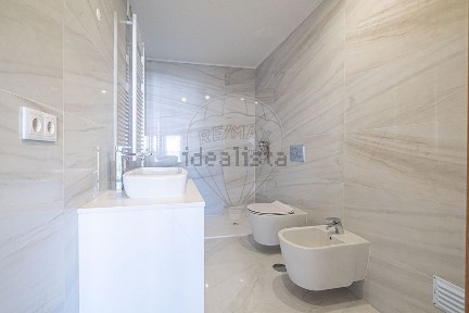Apartamento T2 à venda na Avenida Doutor Alexandre Alves