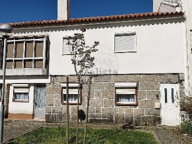 Apartamento T3 à venda na Monserrate