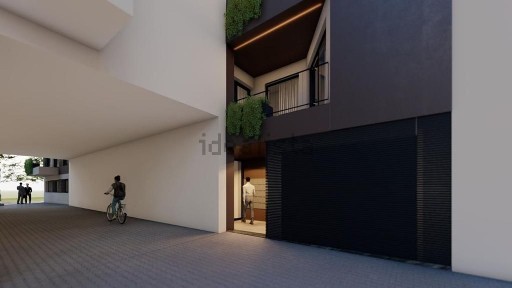 Apartamento T2 à venda na Avenida Marginal