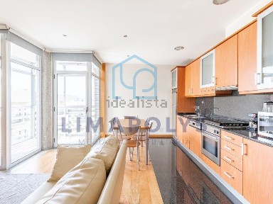 Apartamento T2 à venda na Rua das Torres