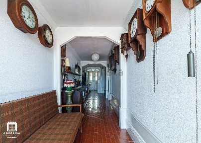 Moradia geminada à venda na Miragaia s/n