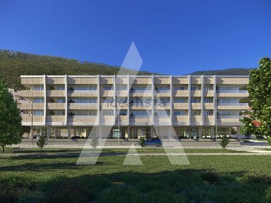 Apartamento T3 à venda na Santa Maria Maior