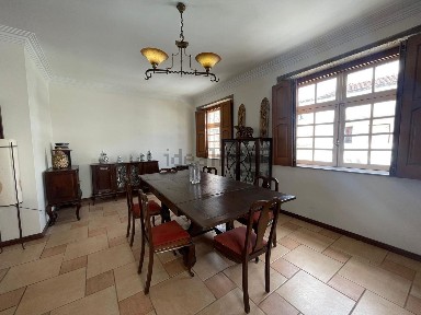 Vila, Rua da Calçada