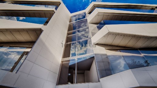 Apartamento T1 à venda na Rua Dr. Adriano Magalhães s/n