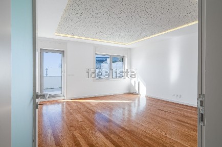 Apartamento T3 à venda na Avenida 25 de Abril, 60