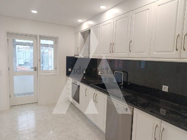 Apartamento T3 à venda no Centro Histórico