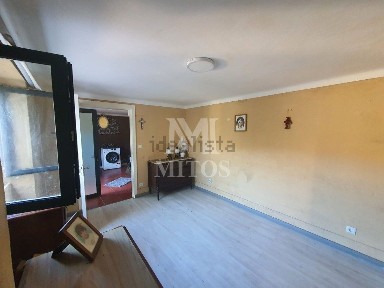 Apartamento T1 à venda em Areosa