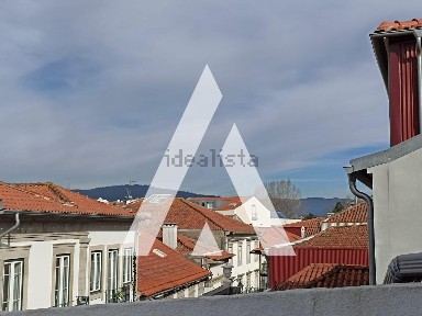 Apartamento T2 à venda na Rua da Bandeira