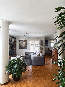 Apartamento T3 à venda na Praceta Egas Moniz