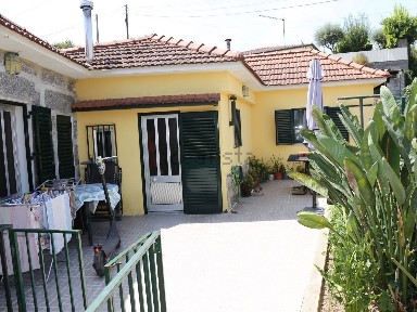 Figueiró, Rua da Lameirinha, 122