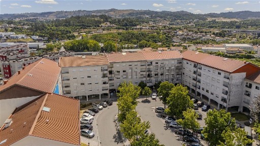 Apartamento T3 à venda em Fafe