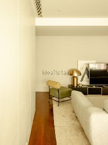 Apartamento T3 à venda na Rua do Pombal