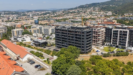 Apartamento T4 à venda na Calçada dos Padres, 30