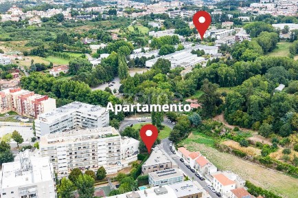 Apartamento T0 à venda na Rua Capitão Alfredo Guimarães s/n