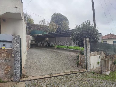 Apartamento T1 à venda em Riba de Ave