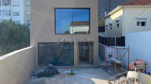 Casa ou moradia à venda na Valbom