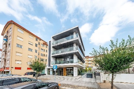 Apartamento T3 à venda na Rua Doutor Francisco Torres