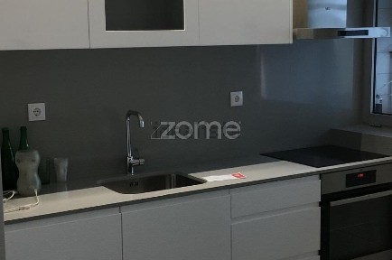 Apartamento T2 à venda na Rua Teixeira de Pascoais