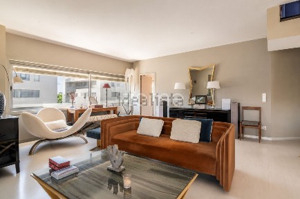 Duplex à venda na Rua de Serralves, 403