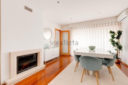 Apartamento T2 à venda na Rua de São Romão