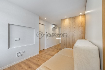 Apartamento T0 à venda em São Victor