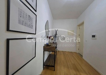Apartamento T3 à venda na Rua da Boavista
