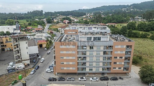 Vila Verde e Barbudo, Em566-2