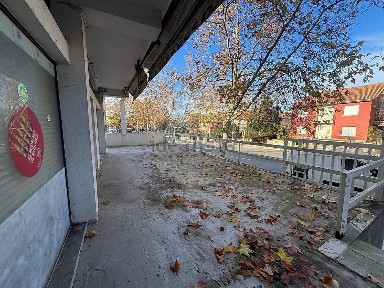 Espaço comercial à venda em Castro de Avelãs