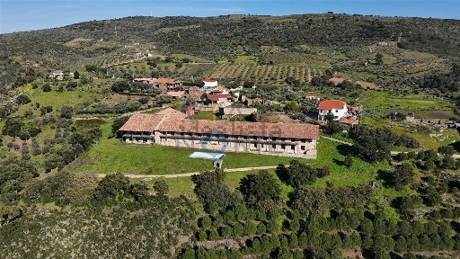 Mirandela, Estrada Sem Nome, 1